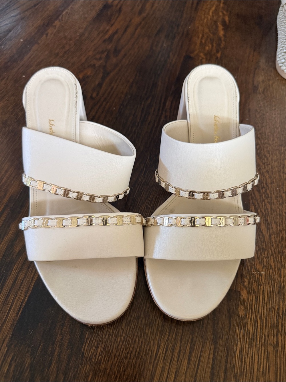Salvatore Ferragamo Authentic Cream Leather Slide Mules with beautiful Chain Tri